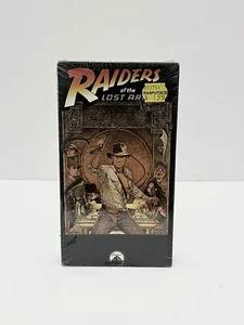 Indiana Jones Raiders of the Lost Ark VHS Tape Paramount Sticker New Sealed - Imagen 1 de 6