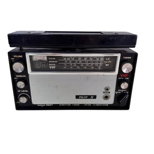 Nova Tech Pilot II Vintage Beacon Broadcast Marine Radio Powers On - Picture 1 of 11