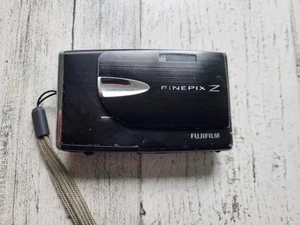 Fujifilm FinePix Z20fd 7.2MP Digital Camera 2YK Tested W/ Battery & Charger - Picture 1 of 6