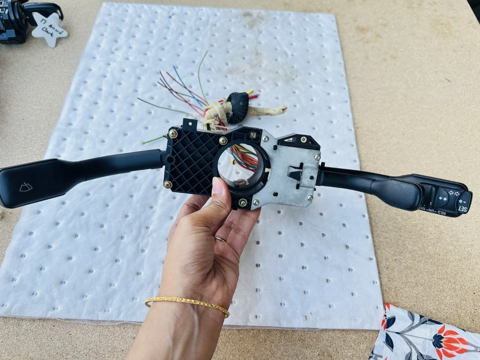 Audi A4 1996-1999 FARO INTERMITENTE INTERRUPTOR DE CONTROL LIMPIAPARABRISAS OEM Foto 1 de 4