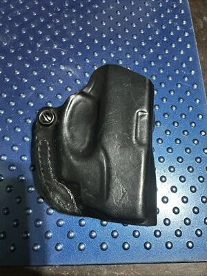 Funda DeSantis Mini Vaina 019 X6 Cuero Negro Derecha Foto 1 de 4