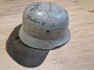 DDR Feuerwehrhelm Stahlhelm Helm Feuerwehr Feuerwehrhelm - Bild 1 von 2