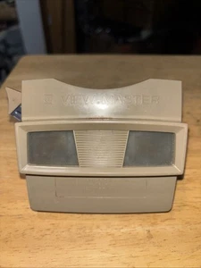 Vintage GAF View-Master Light Brown Very Nice Portland Oregon Works - Picture 1 of 7