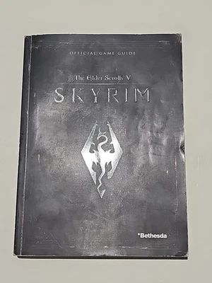 The Elder Scrolls V Skyrim Official Game Manual Strategy Guide Book. - Image 1 of 4