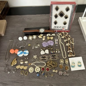 Konvolut gemischter Schmuck gut zum Basteln, Wiederverkauf oder tragbar. - Bild 1 von 9
