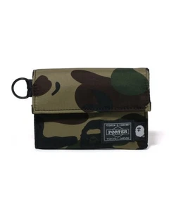 A BATHNIG APE Men's Goods BAPE x PORTER 1ST CAMO WALLET GREEN 1L73190902 - Picture 1 of 4