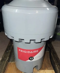 Eliminador de basura Frigidaire FF13DISPC1 con cable 1-1/4HP 2800 sin brida solo unidad - Imagen 1 de 6