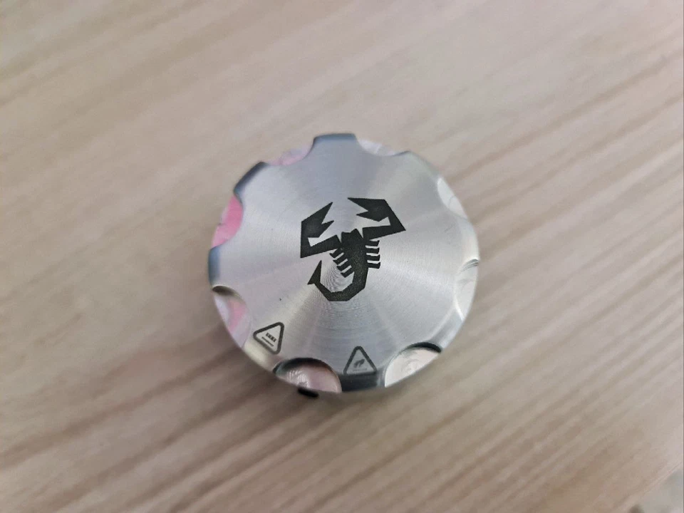 RLTECHDESIGN Tappo Cover acqua refrigerante Alluminio Abarth 500/595/695 Grande Punto EVO 124