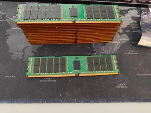 Samsung 1 x 32GB RDIMM ECC Reg DDR4-2400 2Rx4 PC4-2400T-RA1-11-DC0 RAM SERVER - Bild 1 von 2