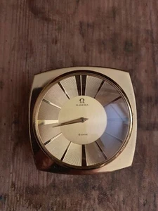 Orologio da scrivania_OMEGA_8 giorni di movimento_dorato_Svizzera anni '60 - Foto 1 di 8