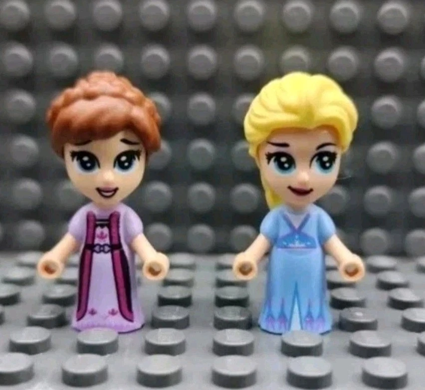 LEGO® ELSA y Queen Iduna - Micro Muñecas Disney Frozen, 43189 Libro de Cuentos Aventuras Foto 1 de 1