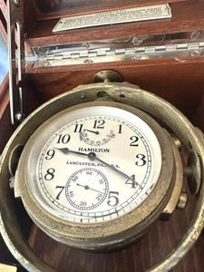 WWII U.S. Navy Hamilton Mounted Chronometer Model 22. 10679/1943 - Picture 1 of 13