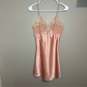 Victoria’s Secret vintage gold label pink satin lingerie slip dress size small - Picture 1 of 7