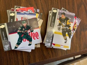 2021-22 Upper Deck Series 1 & 2 & Extended Complete Base Set ( 600 Cards ) - Bild 1 von 2