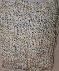 Coperta PLAID baby Bianco Oro Argento Lana100% Seta Artigianale cm.110 x 90 U.E. - Foto 1 di 4