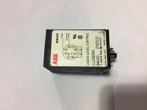 ABB SSAC Flüssigkeitsstandskontrolle. LLC42A5A. 24VAC - Bild 1 von 3