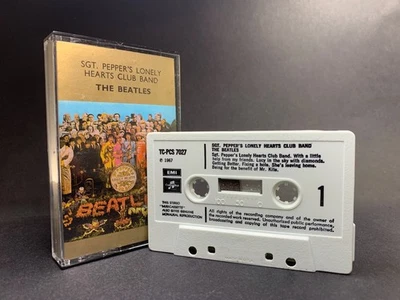 The Beatles SGT. PEPPER Cassette TC-PCS7027 **COLUMBIA LOGO MISPRINT** GOLD TOP - Image 1 of 4