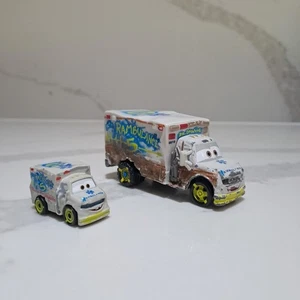 Disney Cars Dr Damage Rambulance X 2 - Picture 1 of 18