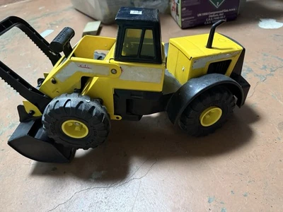 Vintage Tonka Yellow Front Loader Tractor – Pressed Steel Construction Toy - Image 1 of 4