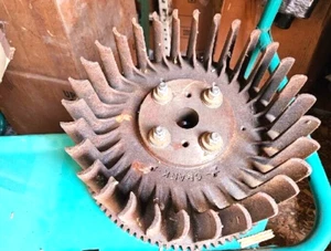 104-1476 FLYWHEEL ONAN BLOWER WHEEL WITH 104-0423 RING GEAR WICO MAGNET ROTOR - Picture 1 of 5