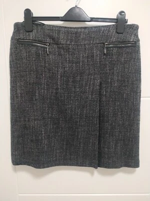 Betty Barclay Stretch Short Black Knee Length 2 Side Zip Formal Skort Skirt UK12 - Image 1 of 4