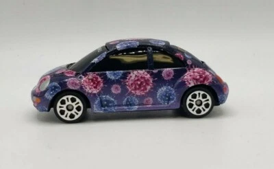 2017 MAISTO VW BEETLE QUIDEL FLU BUG 1:64 Collectible! NEW IN BOX! - Image 1 of 4