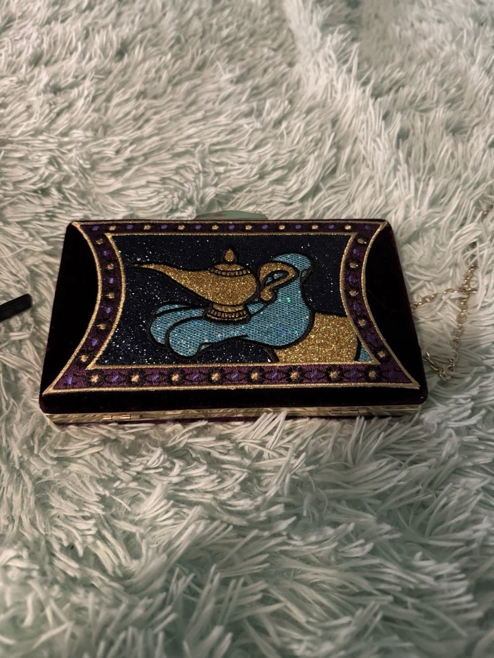 NUEVO Bolso sin asas Danielle Nicole Disney Aladdin Genie Magic Lamp ¡Genial! Foto 1 de 1