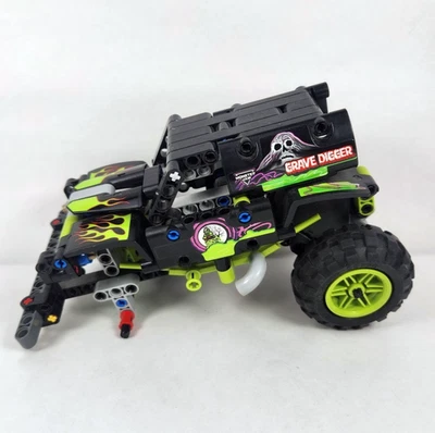 LEGO 42118 TECHNIC Monster Jam Grave Digger Parts Only - Image 1 of 4