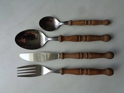 BESTECK mit Holzgriff BERAM Messer Gabel Löffel Kaffeelöffel Bistro-Besteck - Bild 1 von 2
