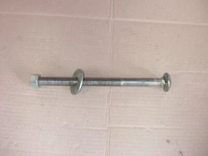 Carriage Bolt 5/8-11 x 9 Zinc plated with Nut and Washer - Picture 1 of 4