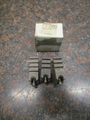 NEW Genuine RIDGID 300 Chuck jaw set # 44090 for use with 300 pipe threader - Image 1 of 4