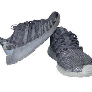 Adidas Questar Flow K Laufschuhe Big Kinder Unisex Gr. 6 G26774 Triple Black - Bild 1 von 16
