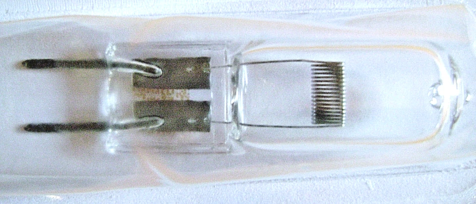 Osram Sylvania 64642 HLX 150W 24V 2-Pin G6.35 Optic Light Bulb 54264 - Image 1 of 4