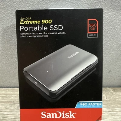SanDisk Extreme 900 960GB Portable External SSD (SDSSDEX2-960G-G25) - Image 1 of 3