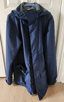 Chaqueta Parka Mountain Hardwear Radian Aislada con Capucha Excelente Para Hombre M Azul Foto 1 de 4