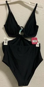 ⚡️Isabel Maternity Underwire Twist-Front One Piece Maternity Swimsuit (Small) - Picture 1 of 3