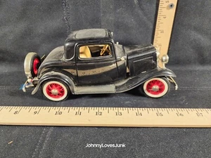 1932 3 Window Ford Coupe Die Cast Toy Car 1:18 Scale Used Display Complete - Picture 1 of 2