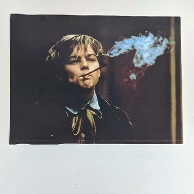 Leonardo DiCAPRIO Revista Pinup Años 90 Fumar Largo Cigarro Recorte Foto 1 de 4
