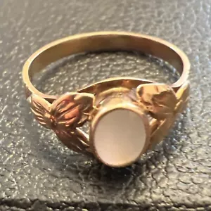 RARO anello vintage Polonia europeo oro 14k rosa pallido pietra di luna motivo foglia misura 7,75 - Foto 1 di 17