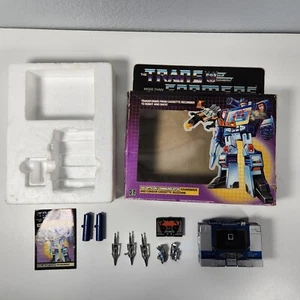 Soundwave & Buzzsaw 100% Complete W/ BOX & INSERT 1984 Vintage G1 Transformers - Picture 1 of 14