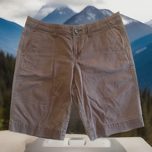 Old Navy Brown Perfect Bermudas Bermuda Low Rise Shorts Favorite Khakis Size 4 - Picture 1 of 3
