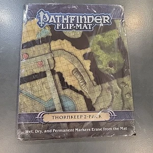 Pathfinder Flip-Mat: Thornkeep paquete de 2 juegos de rol Paizo PZO30050 - Imagen 1 de 2