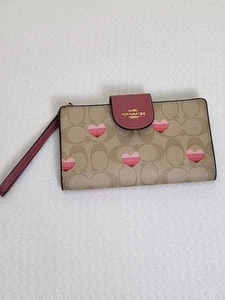 Coach Tech Wallet Signature Canvas With Stripe Heart Print New - Picture 1 of 12