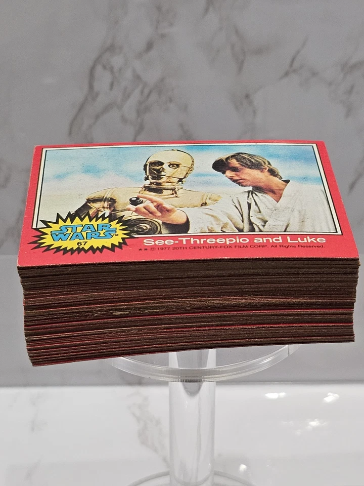 1977 Star Wars Series 2 Vermelho 66 Conjunto Completo de Cartas Topps Grau Médio Leia Vader Leia - Imagem 1 de 4