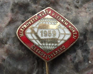 1959 Ice Hockey World Championships Czechoslovakia Face Off Sticks Pin Badge - Picture 1 of 3