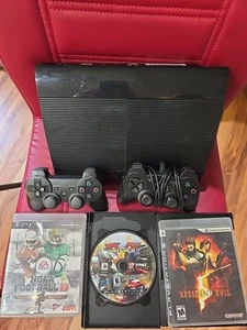PS3 Super Slim 250GB PlayStation 3 CECH-4001B 3 Games 2 Controllers - Picture 1 of 13