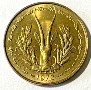 1972 West African States 5 francs Coin Ivory Coast Hen Africa Gazelle Wildlife - Picture 1 of 2