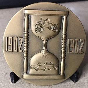 AAA 1962 - American Automobile Association 60 aniversario medalla de bronce - Imagen 1 de 6