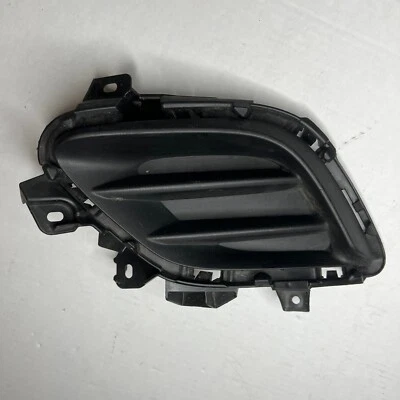 Inserto de parrilla inferior izquierda Mazda 6 2014-2017 sin faros antiniebla OEM HP9-50C21 Foto 1 de 4