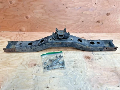 2000-06 Toyota Tundra 4X2 Transmission Crossmember w Mount and Bolts OEM - Image 1 of 4